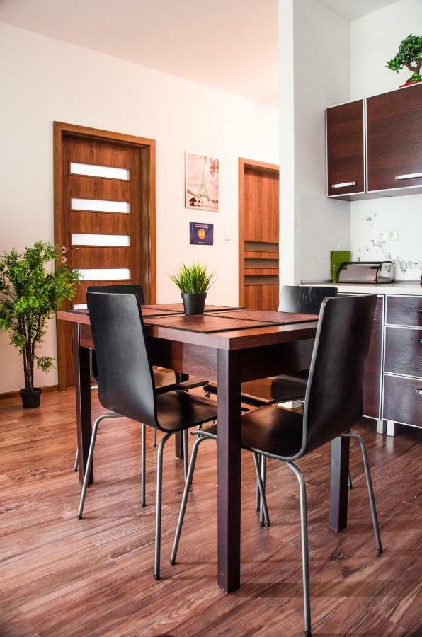 Apartament Centrum Gieldowa Βαρσοβία Εξωτερικό φωτογραφία